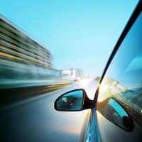 不走尋常路的智能汽車玻璃